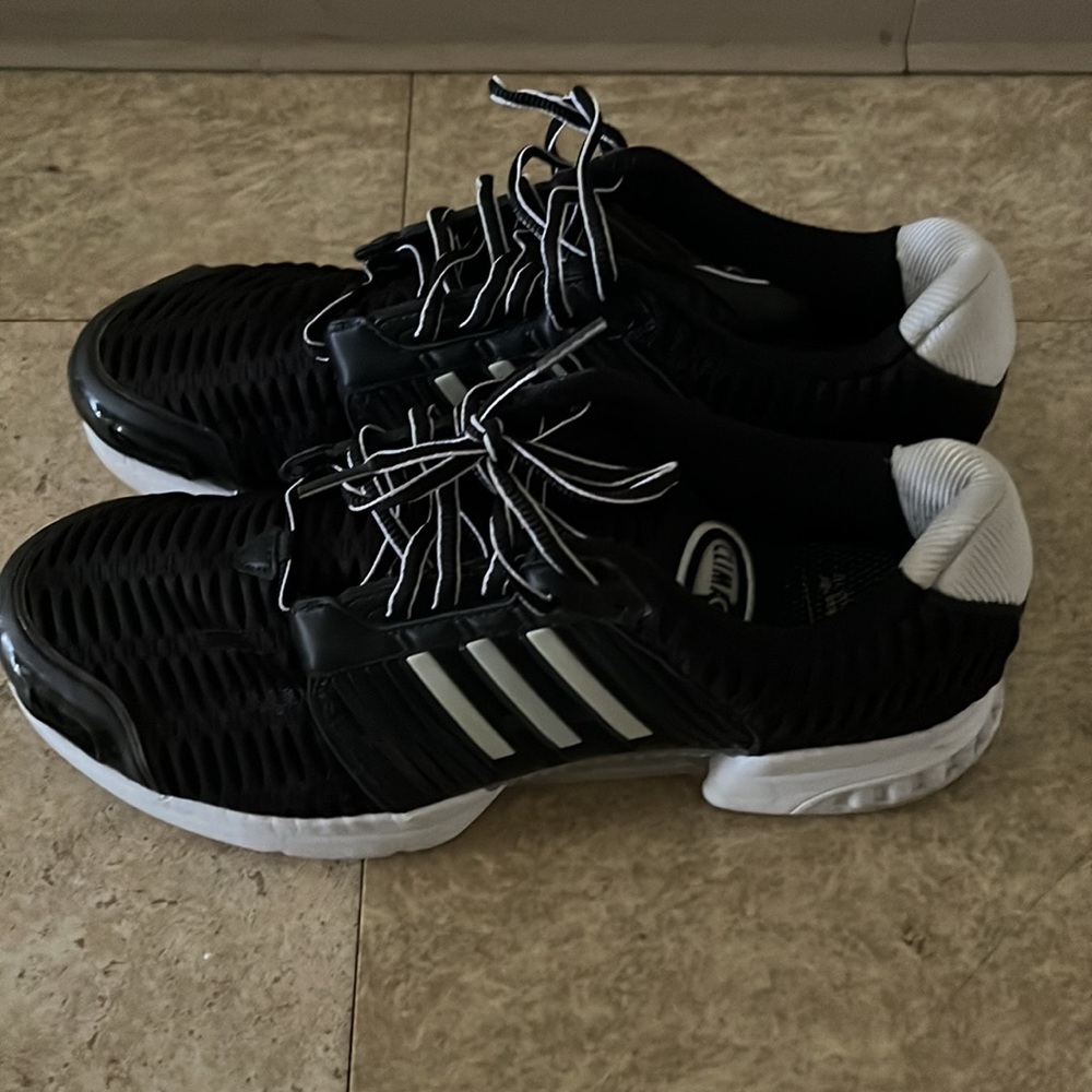 Adidas CLIMCOOL Original sneaker.